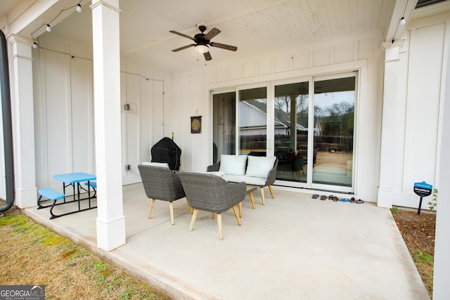 view of patio with ceiling fan