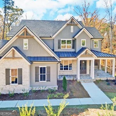 craftsman-style house featuring a porch