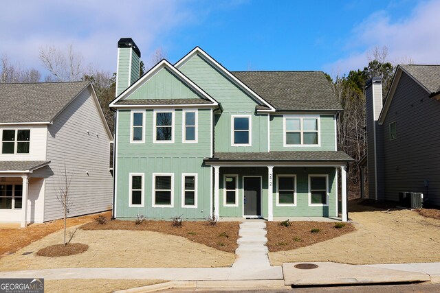 craftsman-style home with a porch