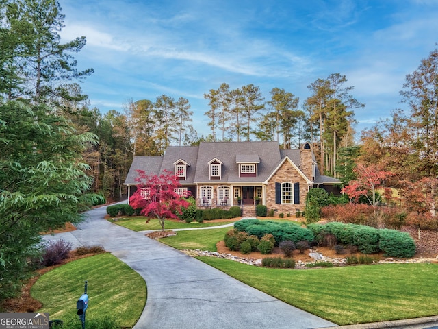 view of front of home with a front yard