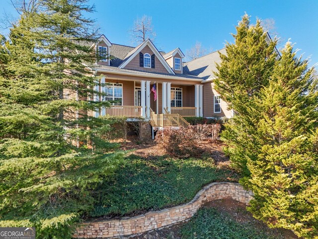 view of front of property featuring a porch