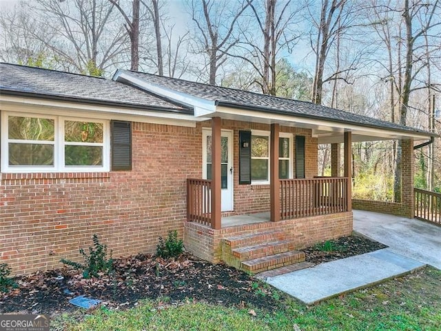 view of front of house featuring a porch