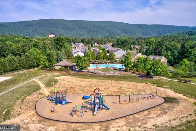 drone / aerial view with a mountain view