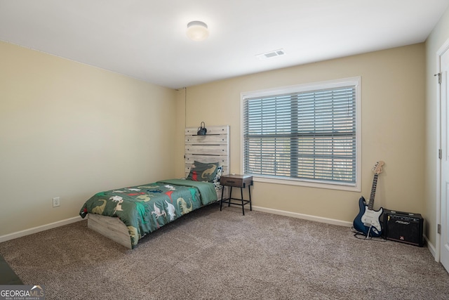 bedroom featuring carpet floors