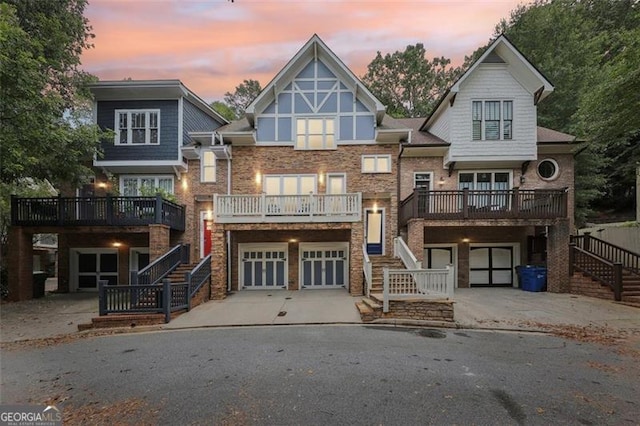 view of front of property featuring a garage