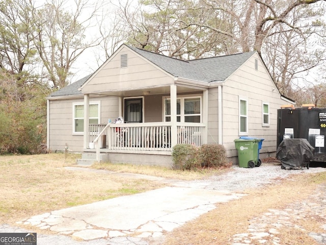 view of front of home featuring covered porch