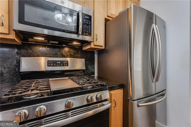 kitchen with tasteful backsplash, light brown cabinetry, and stainless steel appliances