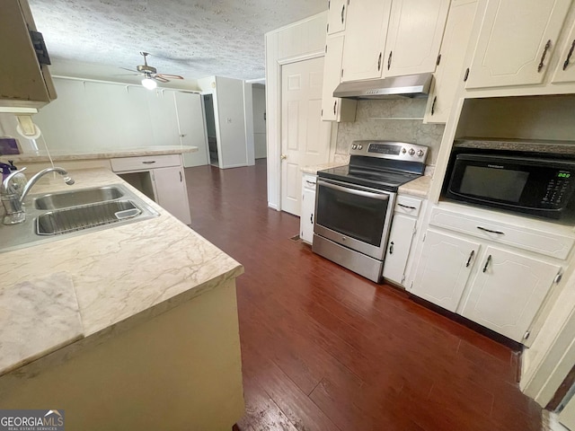 kitchen with sink, tasteful backsplash, a textured ceiling, stainless steel electric range, and white cabinets