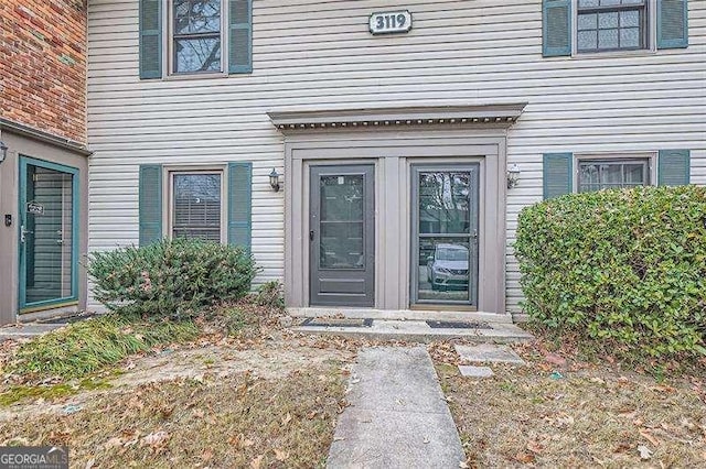 view of entrance to property