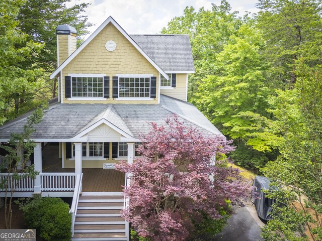 view of front of house with a porch