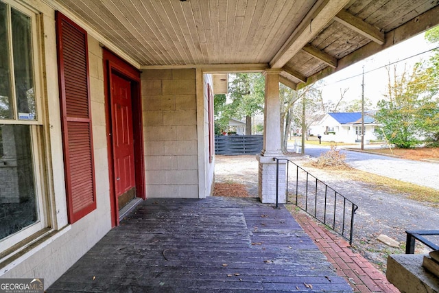 view of patio / terrace with a porch