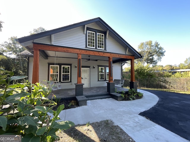 view of front of home with covered porch