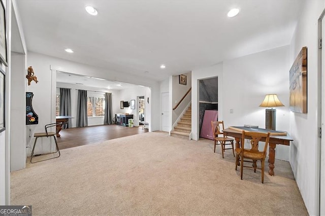 sitting room featuring carpet