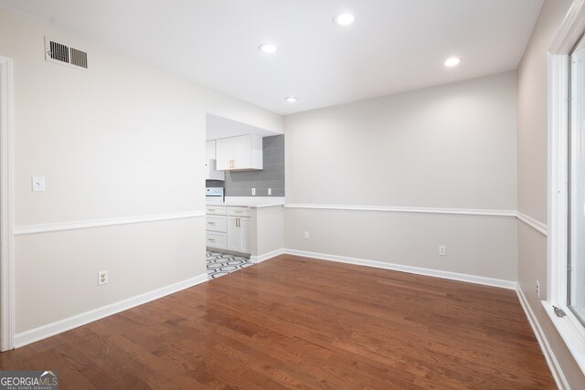 interior space with hardwood / wood-style floors