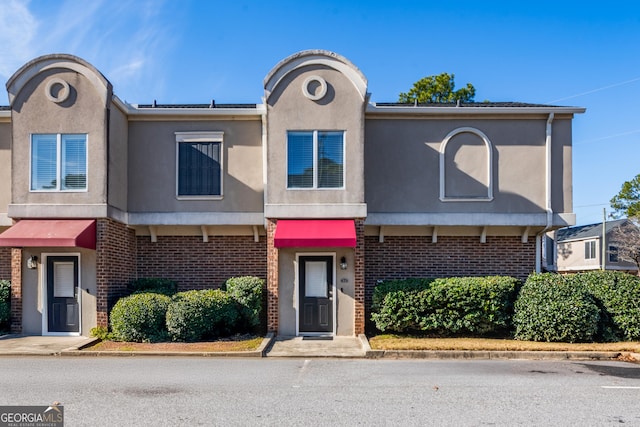 view of townhome / multi-family property