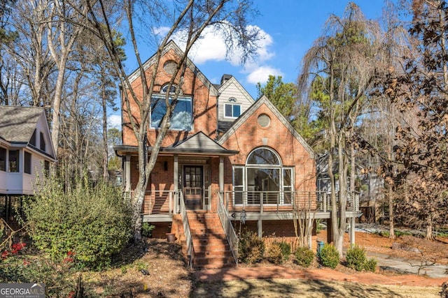 view of front of house featuring a porch