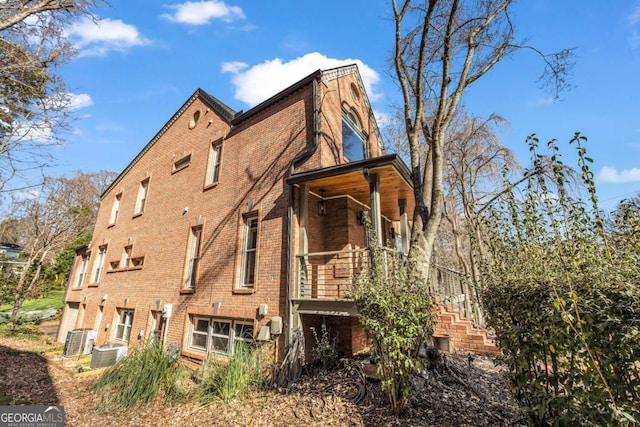 view of home's exterior featuring cooling unit