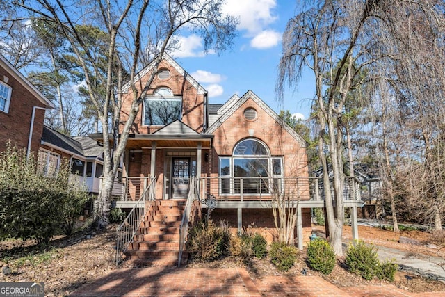 view of front facade featuring covered porch