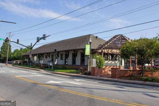 view of front of house