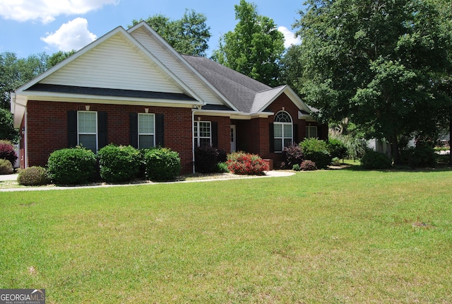 view of front of house with a front yard