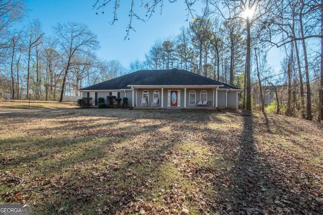 ranch-style home featuring a porch