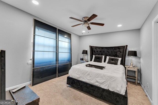 bedroom with carpet flooring and ceiling fan