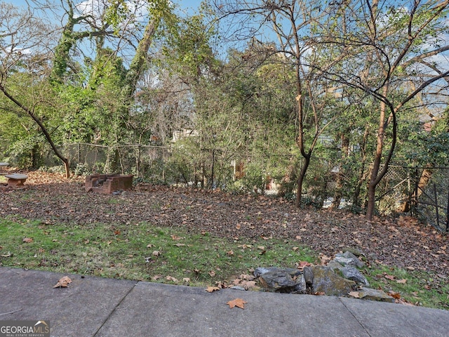320 3rd St NE Unit 1, Atlanta, GA 30308 - view of yard featuring fence
