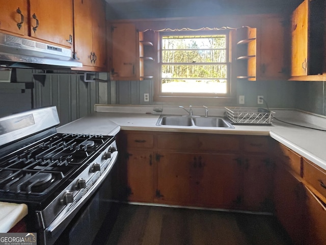 kitchen with black range with gas stovetop and sink