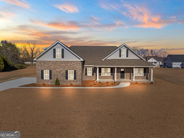 view of front of property with covered porch