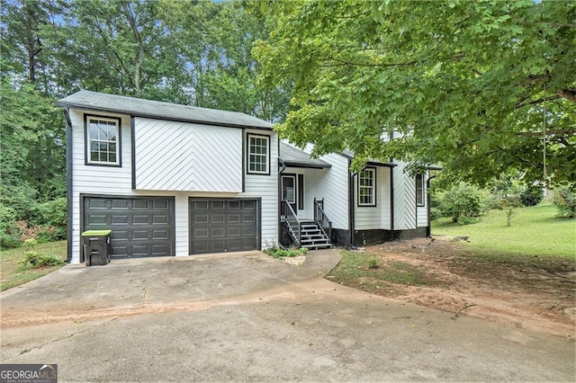 view of front of house with a garage