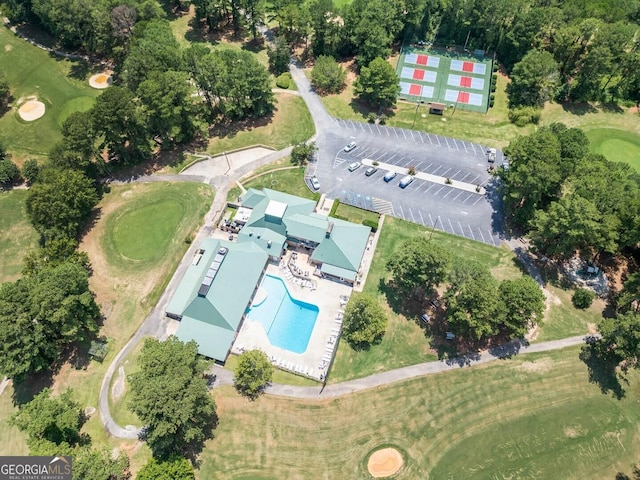 birds eye view of property featuring golf course view