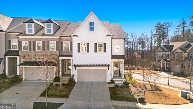 view of front of house featuring a garage