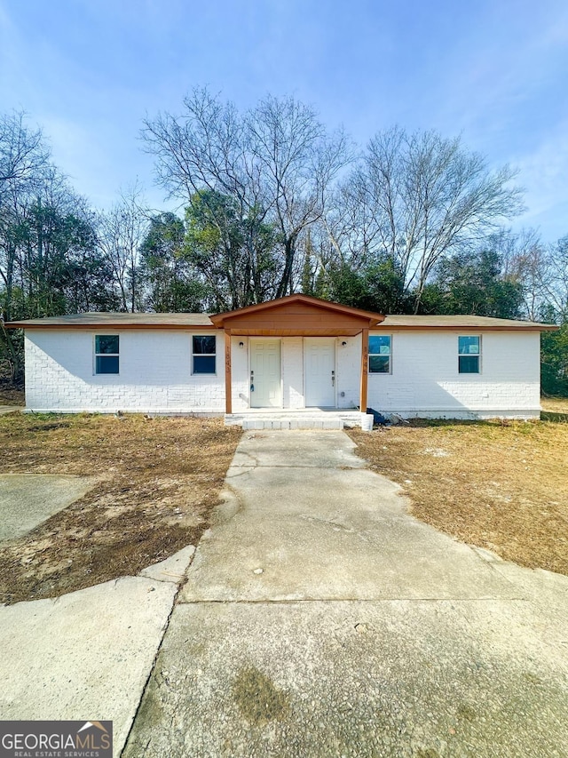 view of front of house