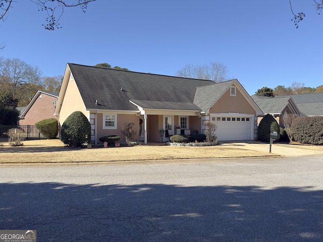 view of front facade featuring a garage