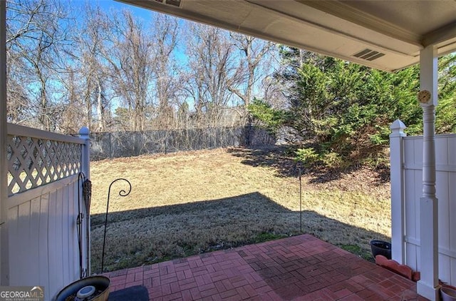 view of yard featuring a patio area