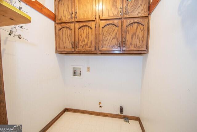 laundry area featuring cabinets and hookup for a washing machine