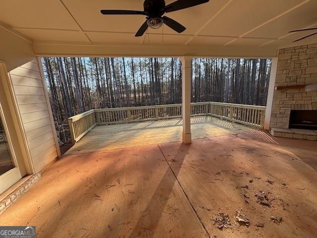 view of patio with a ceiling fan