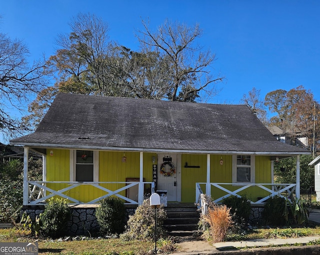 view of front of property with a porch