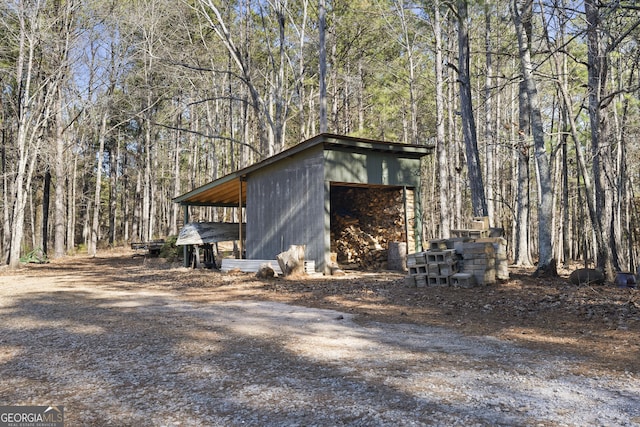 view of outbuilding