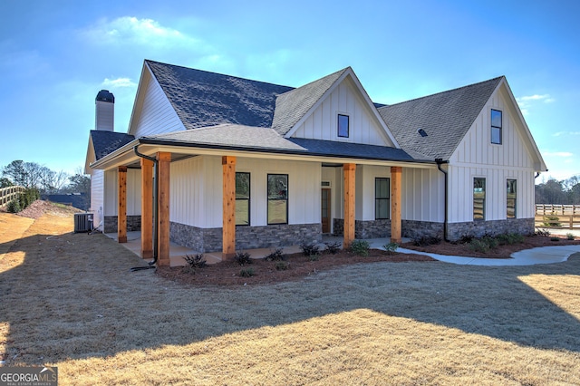 view of front of home featuring central AC unit