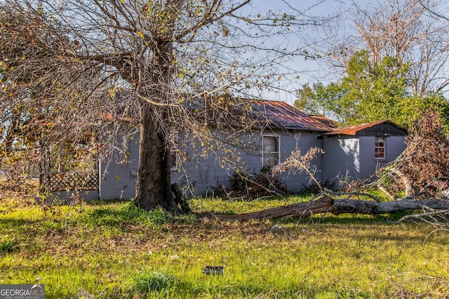 view of property exterior