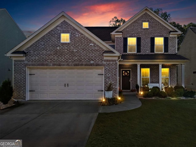 front facade featuring a yard