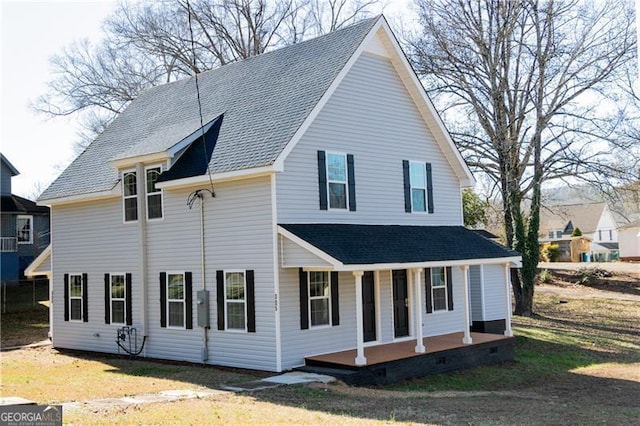 view of front of property featuring a porch