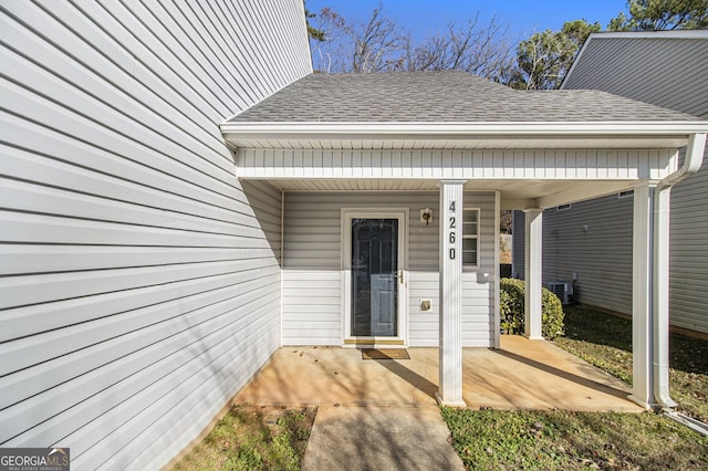 entrance to property with a porch