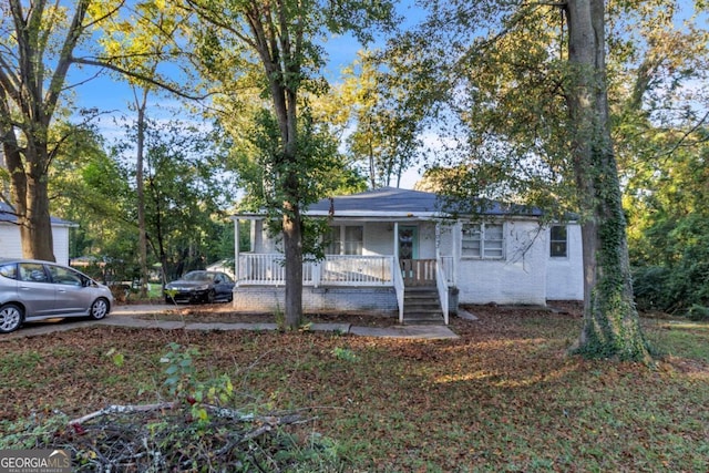 view of front of home featuring covered porch