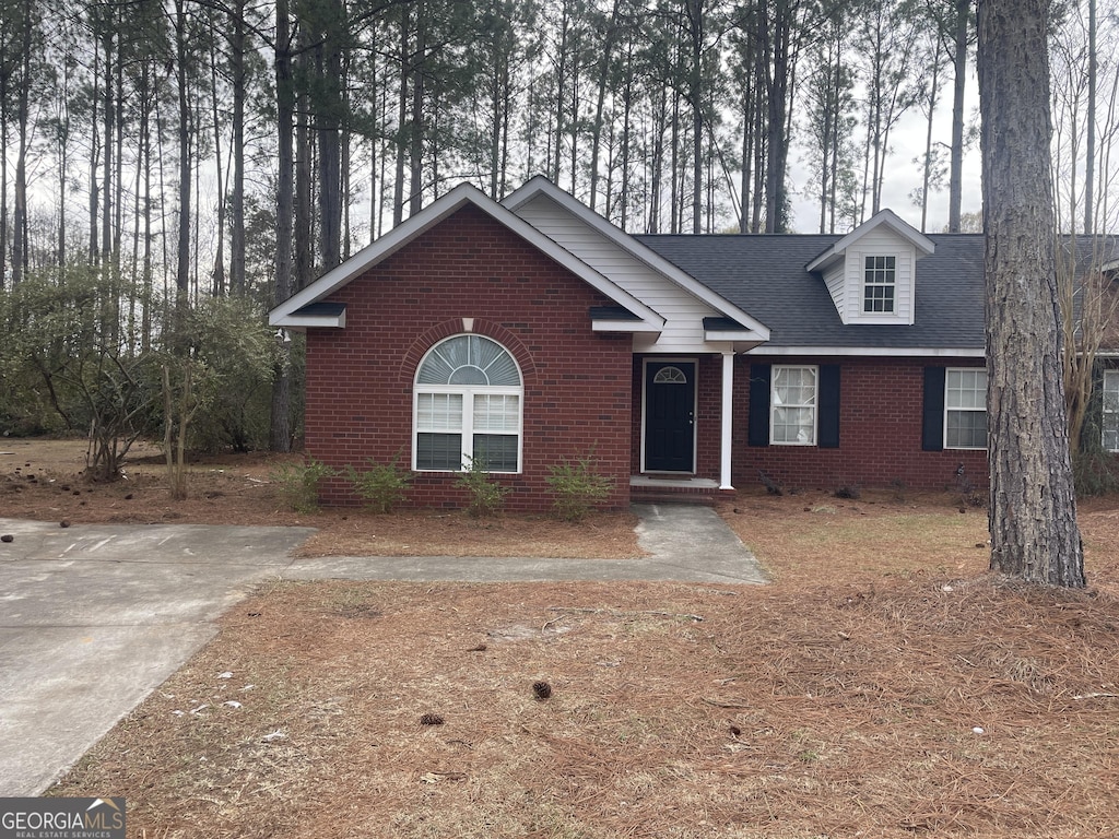 view of front of property