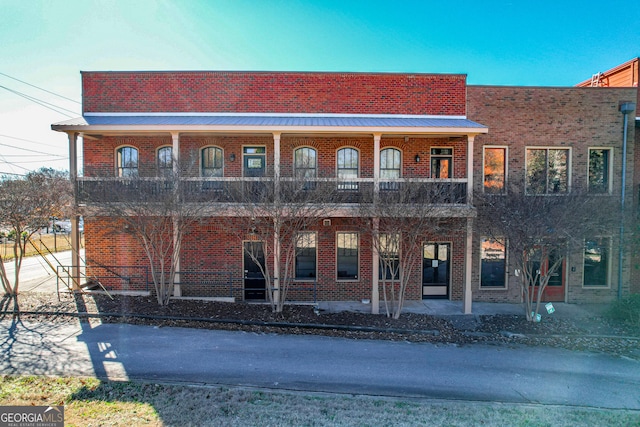 view of building exterior