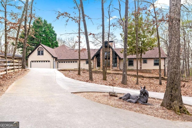 view of front of property featuring a garage