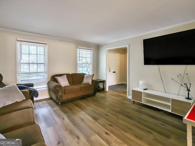 6520 Roswell Rd Unit 59, Sandy Springs, GA 30328 - living room featuring wood finished floors and ornamental molding