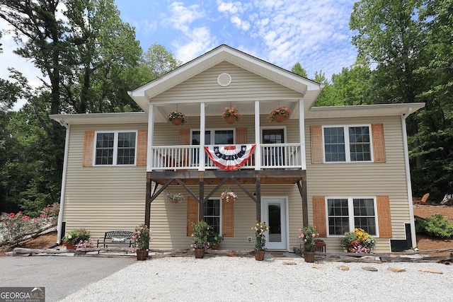 view of front of property